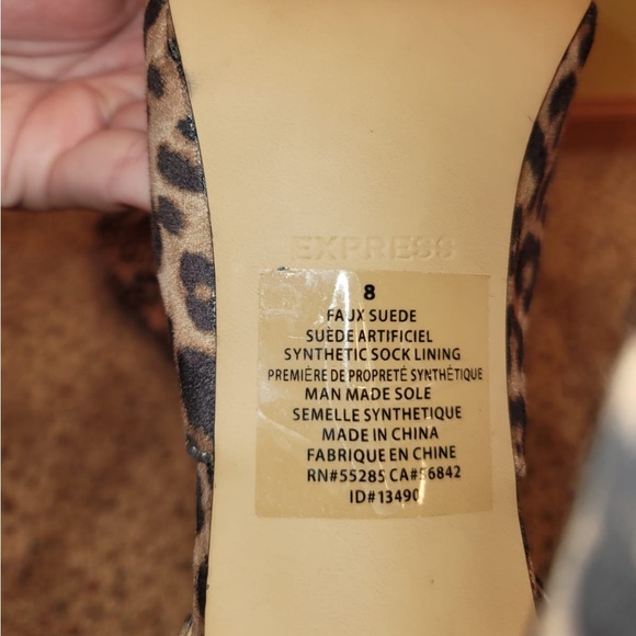 Express Heels Size 8 Leopard Animal Print Cheetah Lace Up Pointed Toe Pumps - Picture 4 of 4